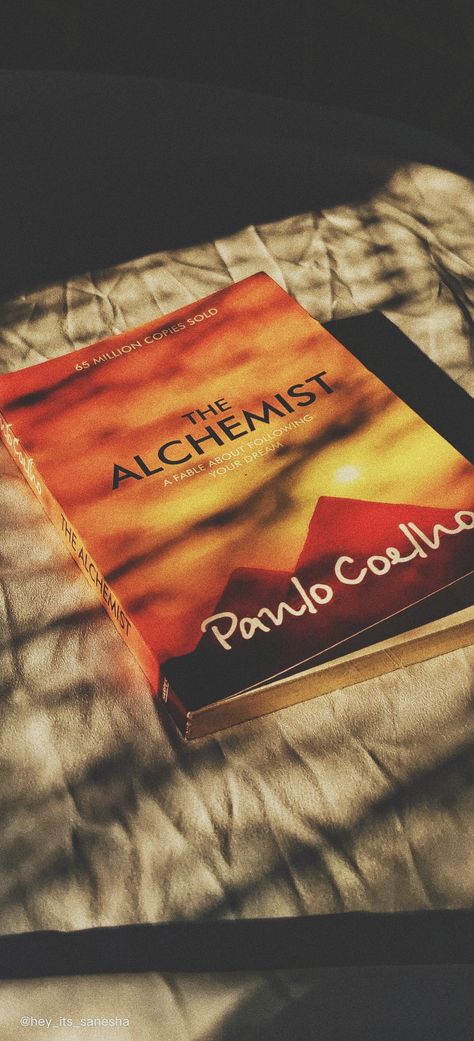 The Alchemist Paulo Coelho, Camera Dump, The Alchemist, Book Cover, Books, Quick Saves, Paulo Coelho