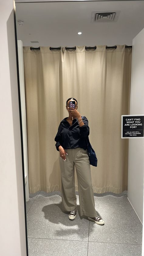 Pants With Oversized Shirt, Oversized Dress Pants Outfits, Trouser Pants Outfits, Oversized Shirt Outfit, Pants Outfit Work, Dress Pants Outfits, Black Pants Outfit, Fashionable Work Outfit, Jeans Outfit Women