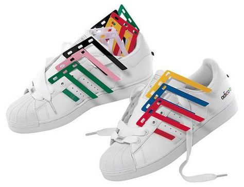 adidas superstar adicolor Adidas Women Fashion, Adidas Nmd_r1, Adidas Superstar Women, Adidas White Sneakers, Adidas Superstars, Adidas Cap, Adidas Adicolor, Painted Sneakers, Adidas Vintage