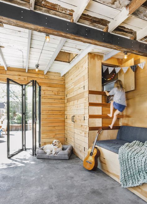 10 fresh architectural spaces designed for kids | News | Archinect Shed Ideas Hangout, Backyard Hangout, Small Playroom, Outdoor Gathering Space, Shed Ideas, Backyard Buildings, Modern Kids Room, Bedroom Trends, Cedar Fence