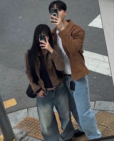 Couple Fits, Couples Vibe, Ulzzang Couple, Matching Couple Outfits, Matching Couple, Korean Couple, Cute Couple Selfies, Couples Poses For Pictures, Couple Outfits