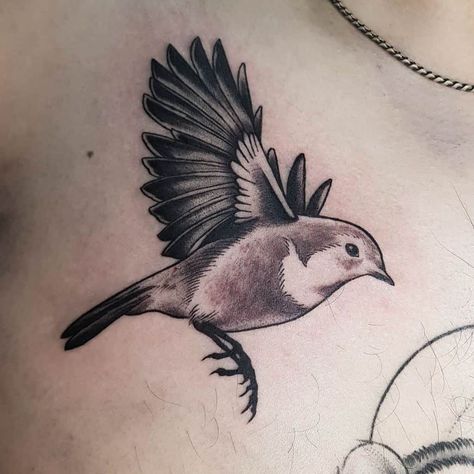 Robin Tattoo Ideas, Robin Bird Tattoos, Claddagh Tattoo, Red Robin Bird, Robin Tattoo, Tiny Bird Tattoos, Left Arm Tattoos, Vogel Tattoo, Animal Sleeve Tattoo