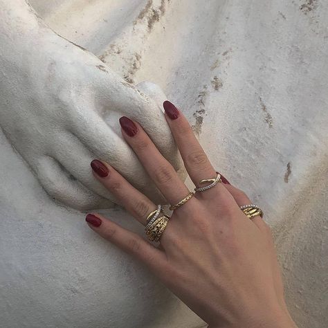 https://evbees.tumblr.com/post/189348364498 Hands With Rings, Six Of Crows, Beautiful Lips, Red Aesthetic, French Girl, Beautiful Eyes, Red Nails, Nails Inspiration, Pretty Nails