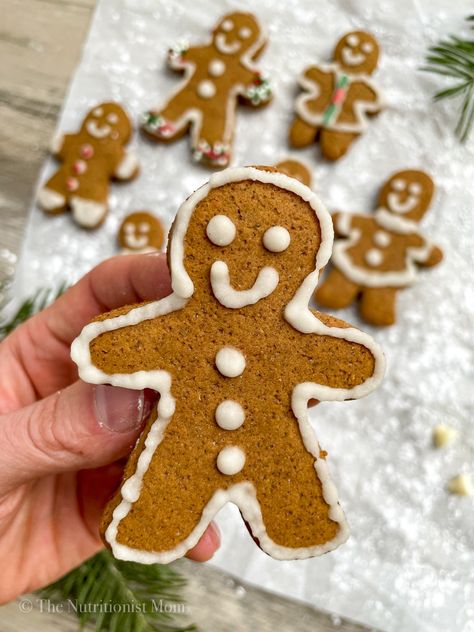 PROTEIN GINGERBREAD COOKIES (VEGAN) - Nutritionist Mom Protein Gingerbread Cookies, Protein Gingerbread, Sugar Free Icing, Protein Truffles, Pumpkin Pie Protein, Pumpkin Chip, Protein Dessert, Gingerbread Recipes, Pea Protein Powder