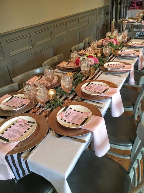 Bridal Shower Decorations Pink, Brunch Bar, Ladies Brunch, Wedding Shower Party, Bridal Shower Inspo, Bridal Shower Tables, Shower Party Ideas, Pink Bridal Shower, Old Fashioned Recipes