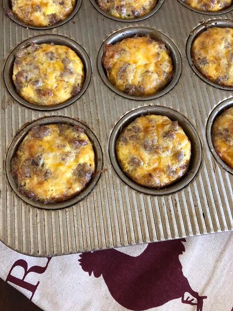 Egg and Potato Breakfast Muffins Egg And Potato Breakfast, Potato Muffins Recipe, Freezer Friendly Breakfast, Muffin Tin Breakfast, Sausage Breakfast Muffins, Potato And Egg Breakfast, Gluten Free Freezer Meals, Egg And Potato, Easy Make Ahead Breakfast