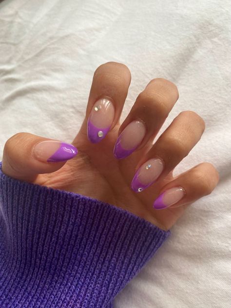 Purple French Tip, Oval Nails Designs, Nails Gradient, Euphoria Nails, Purple French, Bunny Nails, Purple Nail Designs, Polka Dot Nails, Coffin Shape