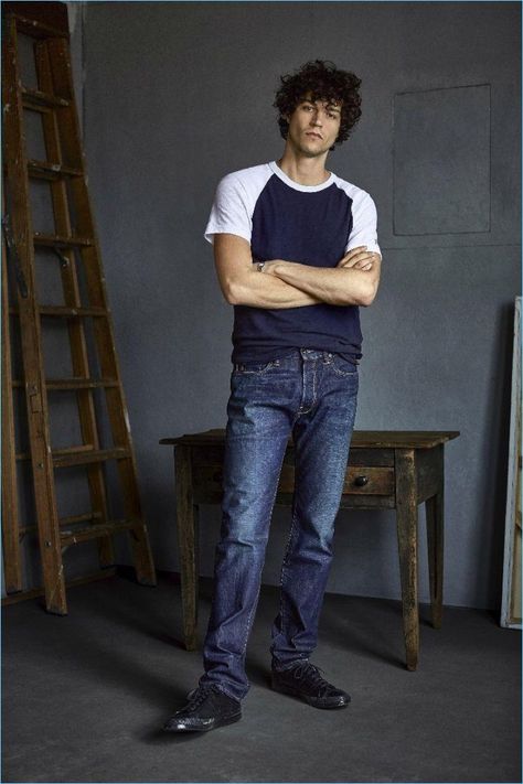 Male Crossing Arms Reference, Crossing Arms, Denim Campaign, Miles Mcmillan, Gesture Drawing Poses, Todd Snyder Champion, Body Reference Drawing, Todd Snyder, Photo Stands