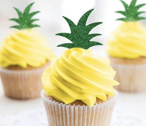 Tropical Party Foods, Yellow Frosting, Luau Party Ideas, Luau Cupcakes, Pineapple Cupcake, Tropical Cupcakes, Pineapple Cupcakes, Pineapple Theme, Moana Themed Party