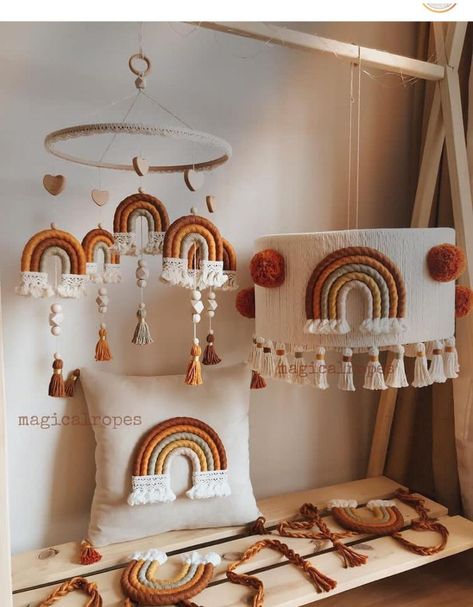 Macrame Baby Room, Diy Macrame Projects, Pola Macrame, Rainbow Mobile, Baby Deco, Macrame Baby, Kids Deco, Rainbow Wall Hanging, Nursery Room Inspiration