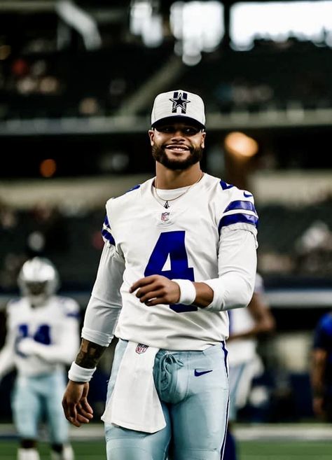 Dak Prescott Wallpaper, Black Football Players, Football Studs, Dak Prescott Dallas Cowboys, Dallas Cowboys Decor, 32 Nfl Teams, Nick Wooster, Dallas Cowboys Wallpaper, Dallas Cowboys Players