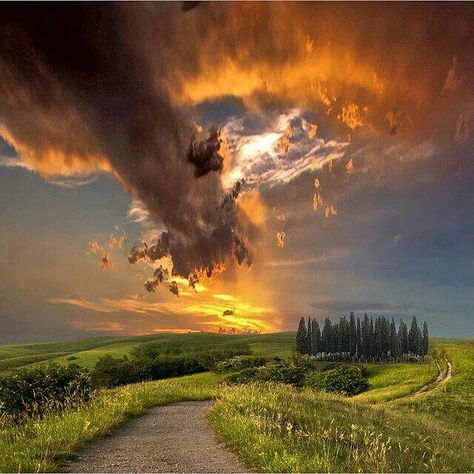 Country Road Architecture Luxury, Amazing Fashion, Dirt Road, Beautiful Sky, Nature Scenes, Beautiful Sunset, Life Goals, Beautiful Photography, Amazing Nature