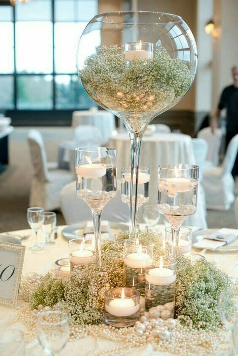 Unique Wedding Centerpieces, Winter Wedding Centerpieces, Wedding Themes Spring, Rustic Wedding Decorations, Wedding Reception Centerpieces, Reception Centerpieces, Glass Centerpieces, Wedding Reception Inspiration, Wedding Table Centerpieces