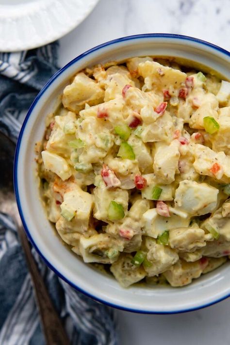 Gluten Free Potato Salad, Amish Potato Salad, Salad With Pickles, Walmart Recipes, Amish Potato Salads, Old Fashioned Potato Salad, Deviled Egg Potato Salad, Eggs Salad, Party Potatoes