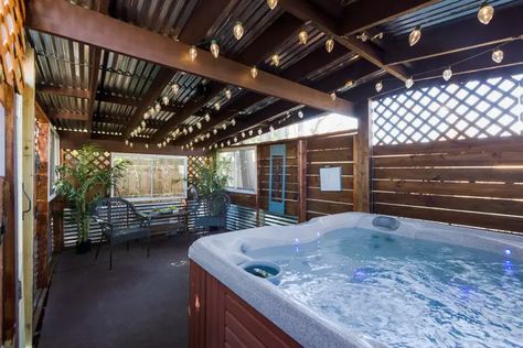 Hot Tub Deck Design, Hot Tub Repair, Patio Under Decks, Under Deck, Hot Tub Room, Hot Tub Patio, Diy Hot Tub, Hot Tub Deck, Cheap Backyard