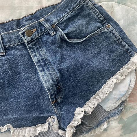 🎀Vintage Style Wrangler Lace Eyelet Trim Mini Shorts... - Depop Shorts With Lace Trim, Lace Jean Shorts, Shorts With Lace, Lace Trim Shorts, Shorts Denim, Denim Branding, Money Bag, Mini Shorts, Lace Shorts