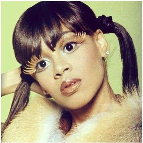 Totally Love Left Eye 4 LIFE!!! Lisa Lopes, Lisa Nicole, Lisa Left Eye, Pan African, Left Eye, Female Rappers, 4 Life, Aaliyah, African Women