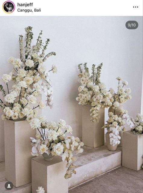 Ceremony Plinth Flowers, Pedestal Floral Arrangements, Ceremony Layout, Floral Pillars, Canberra Wedding, Neutral Wedding Decor, Alter Flowers, Wedding Pillars, Contemporary Flower Arrangements