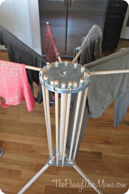 Clothes Drying Stand, Indoor Clothes Drying Ideas, Diy Clothes Drying Rack, Cloth Drying Stand, Wooden Clothes Drying Rack, Clean Clothes, Mom Of Three, Washbasin Design, Woodworking Bed