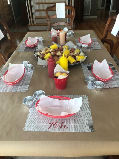 Low Country Boil Engagement Party, Low Country Boil Party Ideas Decor, Shrimp Boil Table, Seafood Boil Party Table Settings, Cajun Boil Party, Low Country Boil Party Ideas, Seafood Boil Party Decorations, Christian 2024, Cajun Dinner