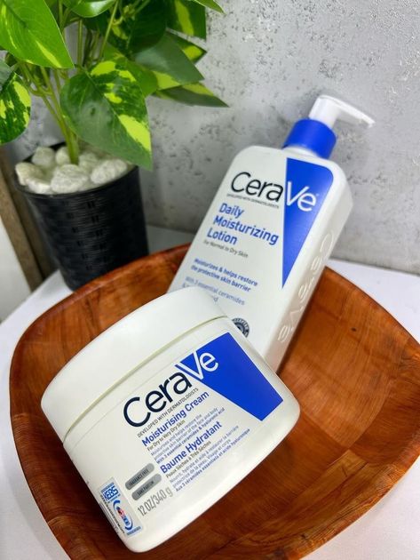 Cerave Body Lotion, Cerave Moisturizer Cream, Cerave Moisturizer, Cerave Moisturizing Lotion, Body Lotion For Dry Skin, Cerave Skincare, Daily Face Wash, Lotion For Dry Skin, Foaming Facial Cleanser