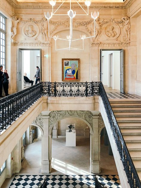 Paris Museums, Destination Wedding Ideas, Paris Itinerary, Wedding Itinerary, Paris Travel Guide, City Boy, Retail Store Design, Unique Venues, Travel Memories