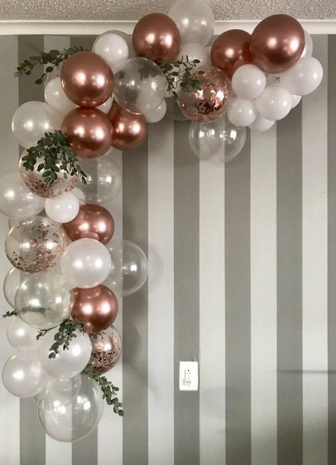 Rose Balloon Garland, Balloon Arch Bridal, Rose Gold Balloon Arch, Rose Gold Balloon Garland, Rose Balloon, Tårta Design, Decoration Birthday Party, Bridal Shower Balloons, Its A Boy Balloons