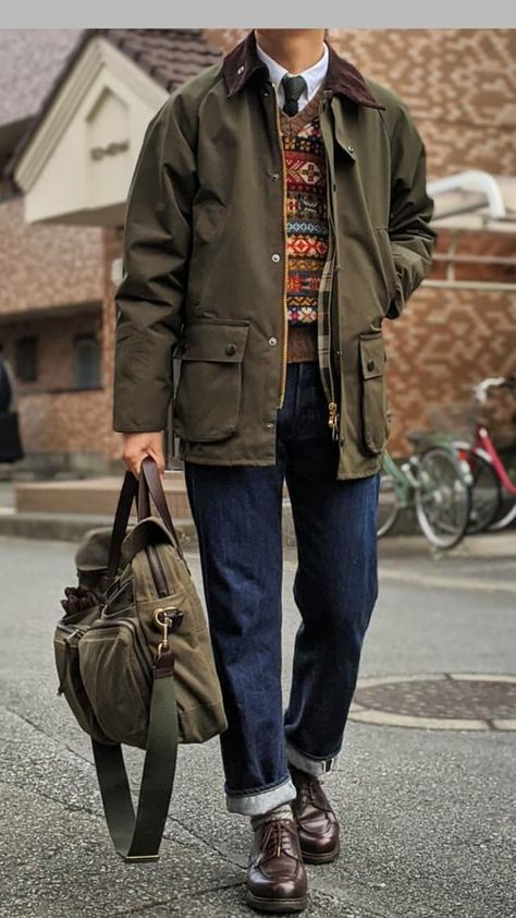 Men’s British Style, England Outfits Men, Old English Fashion Men, British Mens Fashion Casual, Dark Academia Sweater Men, Americana Mens Fashion, Oxford Style Mens, English Country Style Men, Men’s Corduroy Jacket Outfit