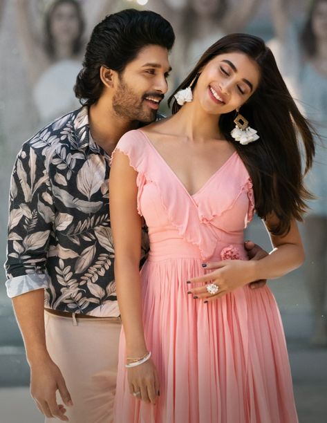 Song Pic, Couple Pic Hd, Pic Couple, Song Photo, Allu Arjun Images, Richie Rich, Bollywood Couples, Allu Arjun, Simple Pakistani Dresses