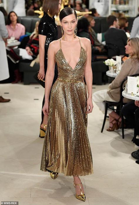 Go for gold like Bella in a dress by Ralph Lauren #DailyMail Gold Pleated Dress, Sassy Outfits, Gala Gowns, Gold Gown, Golden Dress, Dream Dresses, To Wear, Iconic Style, Nyc Fashion