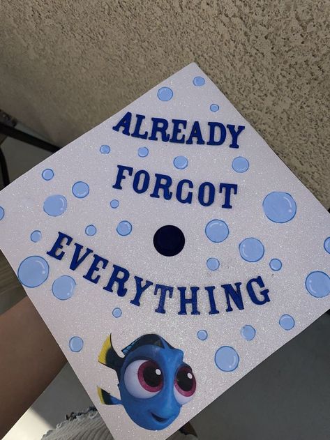 Ghost Face Graduation Cap, Graduation Cap Designs Dory, Dory Cap Graduation, Cap Decoration Graduation High School Funny, Graduation Outfit Ideas High School 2023, I Already Forgot Everything Cap, Cap Inspiration Graduation, Stitch Graduation Cap Designs, Vampire Diaries Graduation Cap Ideas