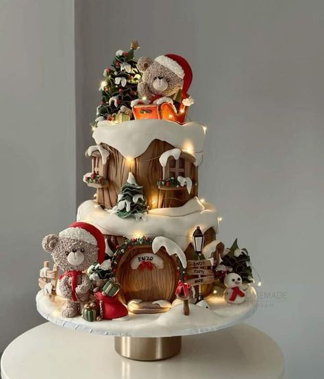 Easy Christmas Cake Recipe, Present Cake, Christmas Themed Cake, Thanksgiving Cakes, Christmas Cake Designs, New Year's Cake, 1st Birthday Cakes, Xmas Cake, Christmas Cake Recipes