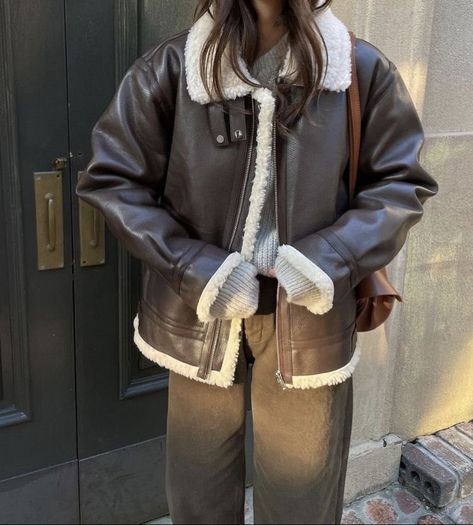 The Hunger Games, Fall Fits, Winter Fits, The Hunger, Mode Inspo, Brown Leather Jacket, 가을 패션, Looks Style, Fall Winter Outfits