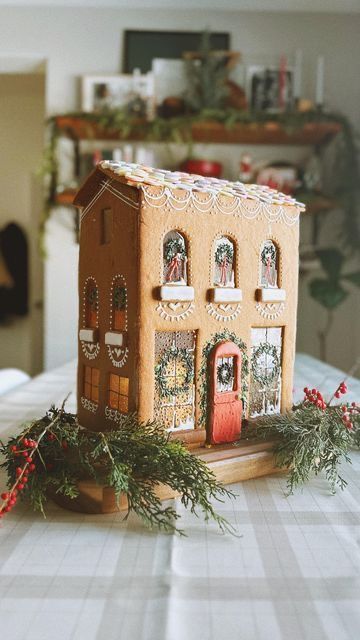 Gingerbread Log Cabin, Wall Decor Ideas Farmhouse, Boho Wall Decor Ideas, Farmhouse Interior Design Ideas, Homemade Gingerbread House, Gingerbread House Recipe, Modern Interior Design Ideas, Gingerbread House Parties, Gingerbread House Designs