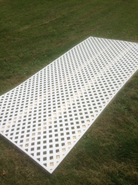 Pvc Lattice Privacy Screen, Plastic Lattice Privacy Screen, Vinyl Lattice Panels Fence Ideas, Lattice Wall Outdoor, Diy Lattice Fence, Lattice Fence Ideas, Lattice Gate, Lattice Privacy Fence, Porch Lattice