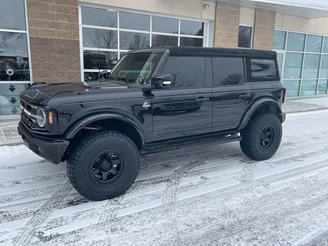 Bronco Ford Black, Black Ford Bronco 2021, Black Bronco, Bronco Black, Bronco Car, Bronco Truck, Luxury Car Photos, New Bronco, Jeep Photos