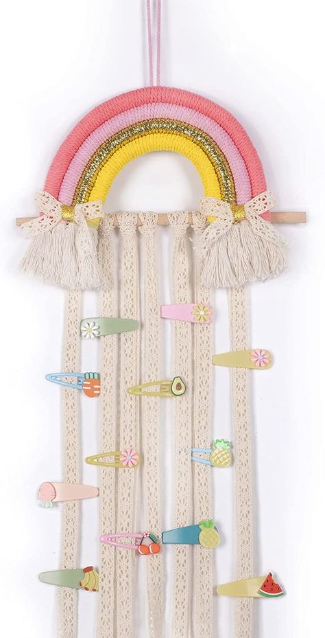 Hanging Hair Bow Organizer, Hairclip Organizer Diy, Hairclip Holder Diy, Kids Hair Clips Storage, Hair Band Organizer Diy, Clip Organizer Storage Ideas, Rainbow Bow Holder, Baby Hair Accessory Organizer, Storage For Hair Accessories