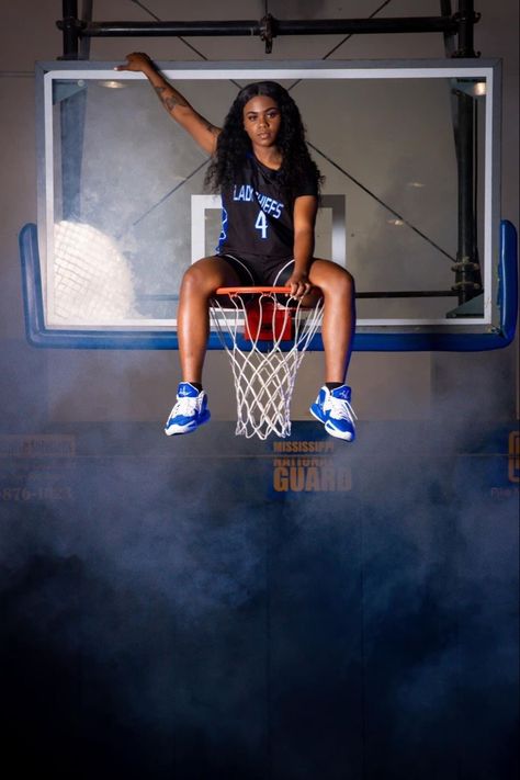 Basketball Inspo Pictures, Basketball Media Day Pictures Women, Basketball Photo Shoot Ideas, Poses For Media Day Basketball, Basketball Poses For Pictures Women, Basketball Sports Photography, Basketball Senior Pictures In Gym, Media Day Pictures Basketball, Girls Basketball Media Day Ideas