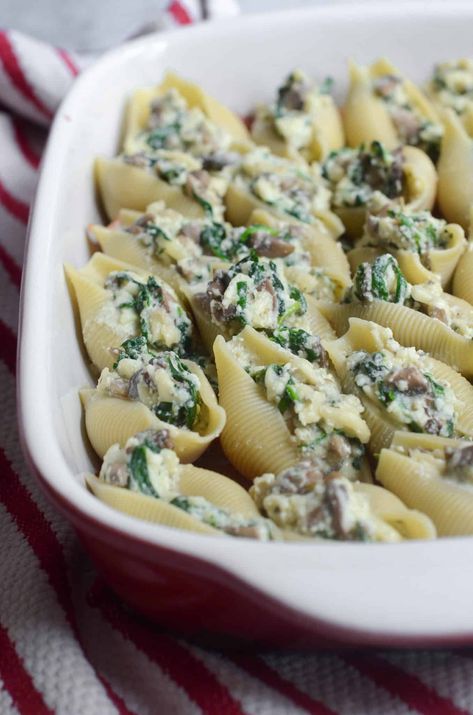 Mushroom Stuffed Shells, Stuffed Shells With Spinach, Sausage Stuffed Shells, Stuffed Shells With Meat, Shell Pasta Recipes, Spinach Stuffed Shells, Spinach And Mushrooms, Mushroom Stuffed, Cheese Stuffed Shells