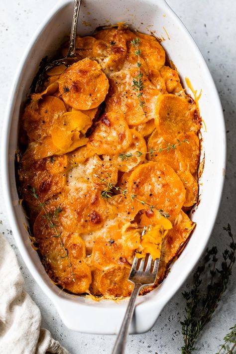 Sweet Potato Gratin Skinnytaste, Cheesy Sweet Potato Recipes, Potato Gratin Healthy, Healthy Sweet Potato Casserole, Savory Sweet Potato Recipes, Ww Sides, Cheese Gratin, Fennel Gratin, Starch Sides