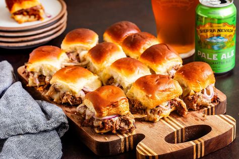 Pork Sliders Recipes, Celebration Chocolate, Slider Sandwiches, Pulled Pork Sliders, Pork Sliders, Beer Cheese, Slider Recipes, Chocolate Tart, Sharp Cheddar Cheese