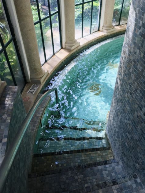 Indoor Swimming Pool, Gardens Design, Dream House Rooms, Indoor Swimming, Dream House Interior, Dream House Decor, Porch Ideas, Pretty Places, Indoor Pool