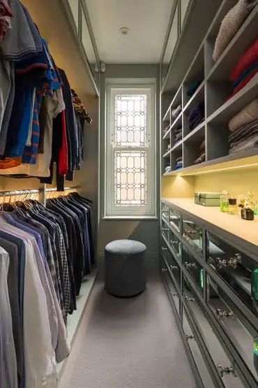 19 Wonderful Walk-In Closet Ideas (Photo Gallery) – Home Awakening Narrow Bedroom Closet, Closet Organization Bedroom, Bedroom Closet Organization Ideas, Narrow Closet Organization, Unfinished Ceiling, Narrow Walk In Closet, Basement Unfinished, Narrow Closet Design, Bedroom Closet Organization