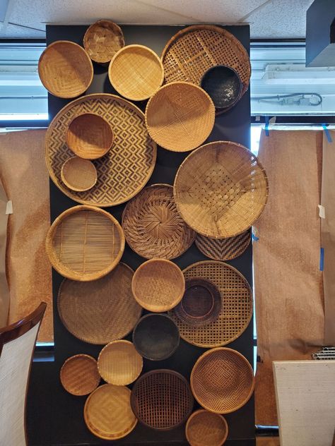 Diy Wall Decor For Restaurant, Wall Decor Restaurant Ideas, Restaurant Statement Wall, Wall Decoration Restaurant, Restaurant Wall Decor Ideas, Wall Design For Restaurant, African Inspired Restaurant Decor, Indian Restaurant Decor, Bamboo Restaurant Design