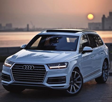 Audi Q7 White, Audi Q5 White, Q7 Audi, Suv Audi, Audi Models, Expensive Car, Luxury Materials, Sport Suv, Sun Roof