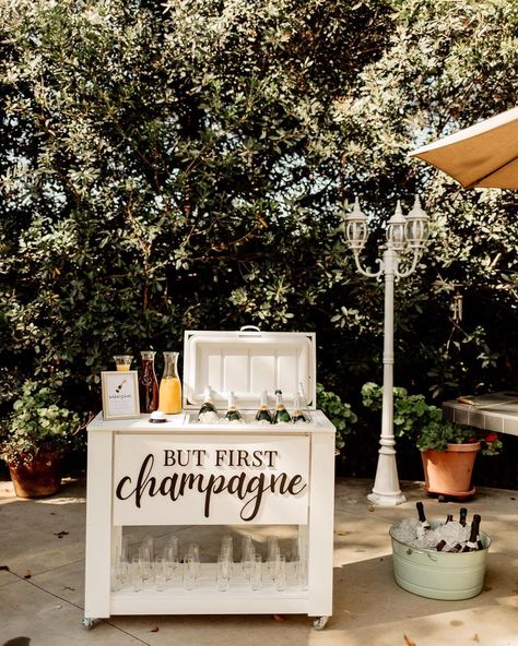 CROWNED RENTALS on Instagram: “TGIF 🥂 Item used: white champagne cart Design and Rentals: @crownedrentals Balloons: @markandcrafts Florals: @prettysweetdeets…” Diy Party Rental Items, Champagne Cart Ideas, Wedding Cart, Diy Champagne Cart, Wedding Rental Ideas, Event Rentals, Champagne Cart Wedding, Champagne Cart Wedding Diy, Prosecco Cart