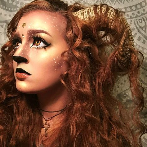 Faun Horns, Minotaur Costume, Faun Makeup, Faun Costume, Karneval Diy, Abstract Makeup, Demon Costume, Deer Makeup, Celtic Myth