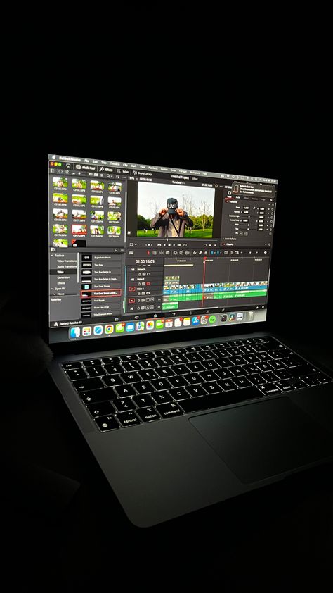 #editing #macbook #davinci #filmphotography #camera Macbook Editing, Laptop Editing, Editor Aesthetic, Black Macbook, Macbook Aesthetic, Birthday Banner Background Hd, Healthy Food Logo, Journalism Career, Montage Video