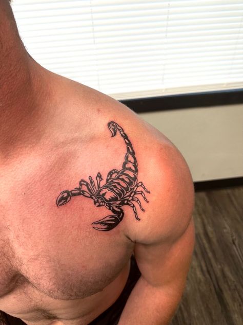 Tattoo Idea Scorpio, Scorpion Chest Tattoo Men, Scorpion Tattoo On Shoulder, Tattoo Shoulder Man, Scorpion Tattoo On Back, Scorpion Tattoo Men, Scorpion Tattoo Design Men, Scorpion Chest Tattoo, Scorpio Neck Tattoo