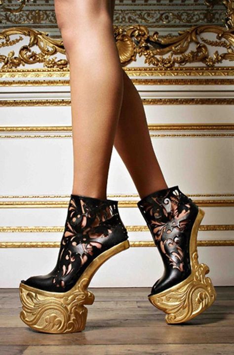 Crazy Heels, Mode Shoes, Ugly Shoes, Funky Shoes, Unique Shoes, Olivia Palermo, Shoe Art, Fabulous Shoes, Crazy Shoes